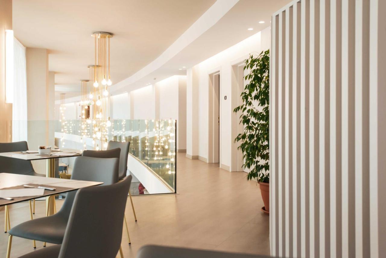 Phi Hotel Cavalieri Μπρα Εξωτερικό φωτογραφία
